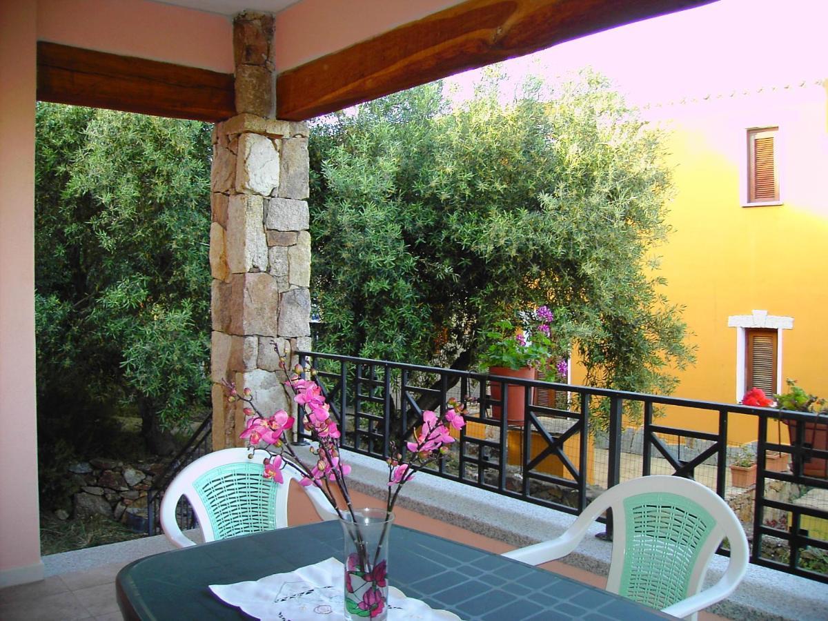 Appartamento Secret Garden Budoni Esterno foto